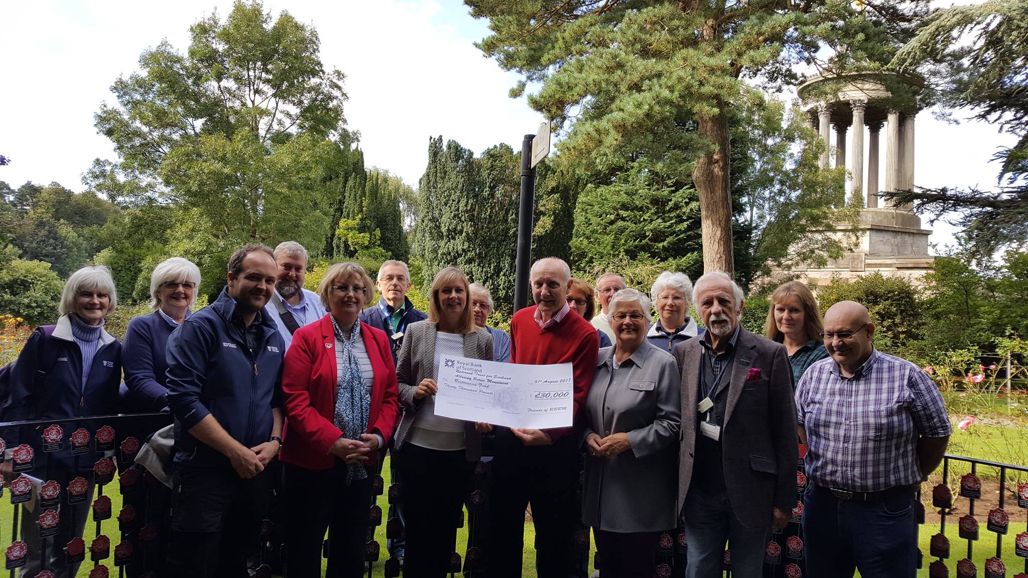 Donation monument 1-467Kb